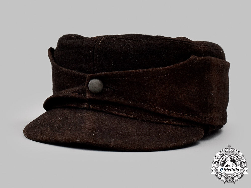 slovakia,_i_republic._a_slovakian_army_auxiliary’s_m43-_style_field_cap_021_m21_mnc8948