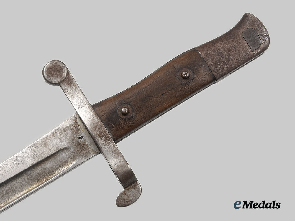 austro-_hungarian_empire._an_austrian-_made_kropatschek_bayonet_by_steyr_for_export_to_portugal_080ai1_8271