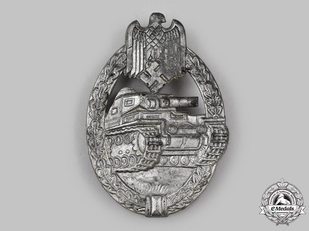 germany,_wehrmacht._a_panzer_assault_badge,_silver_grade_16_m21_mnc0550