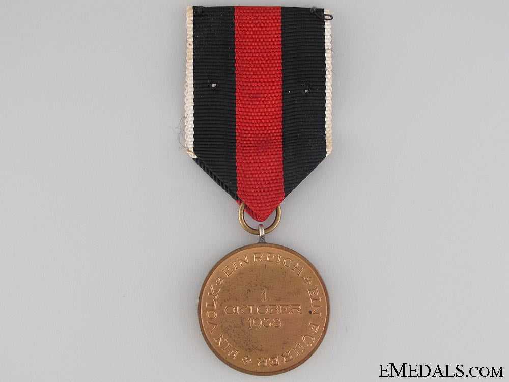 medal_to_commemorate1_october1938,_boxed_27.jpg53178aecb8465