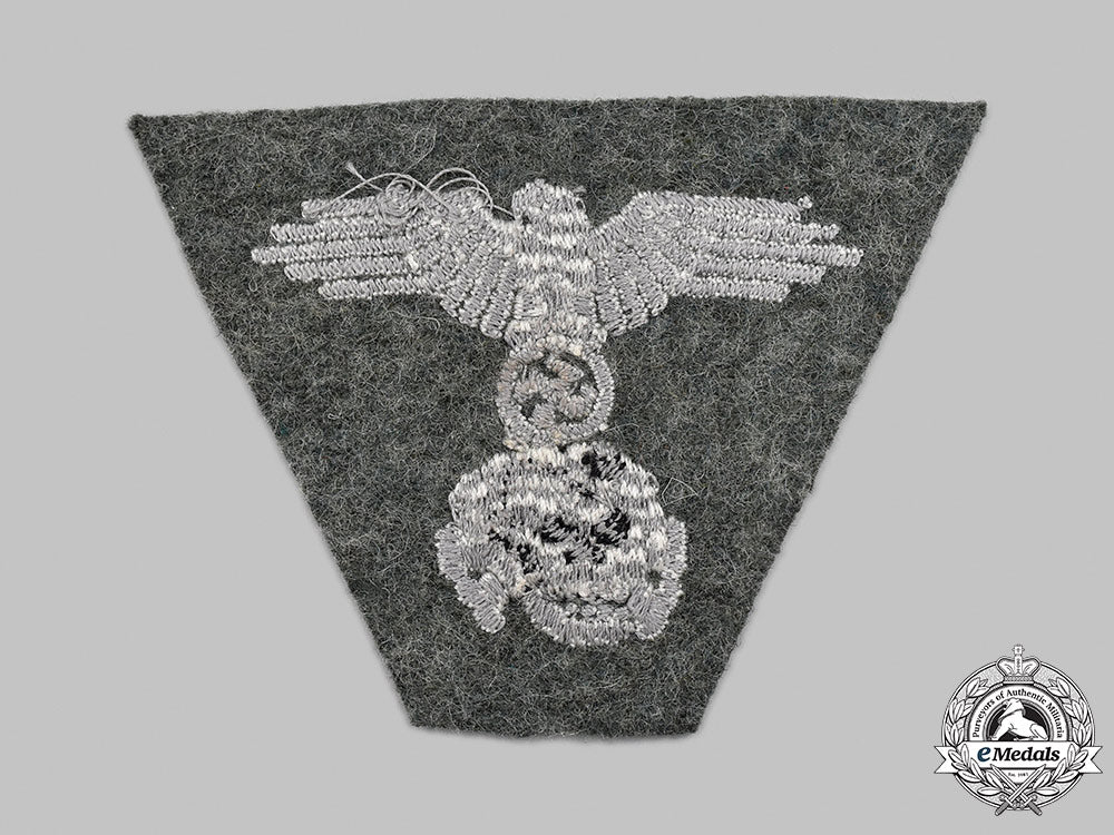 germany,_ss._a_waffen-_ss_em/_nco’s_dachau-_style_m43_cap_insignia_32_m21_mnc3713_1