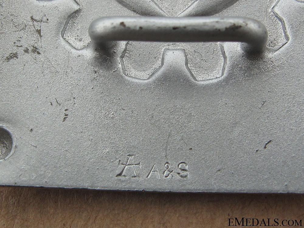 daf_enlisted_buckle_43.jpg50b63baaa98bc