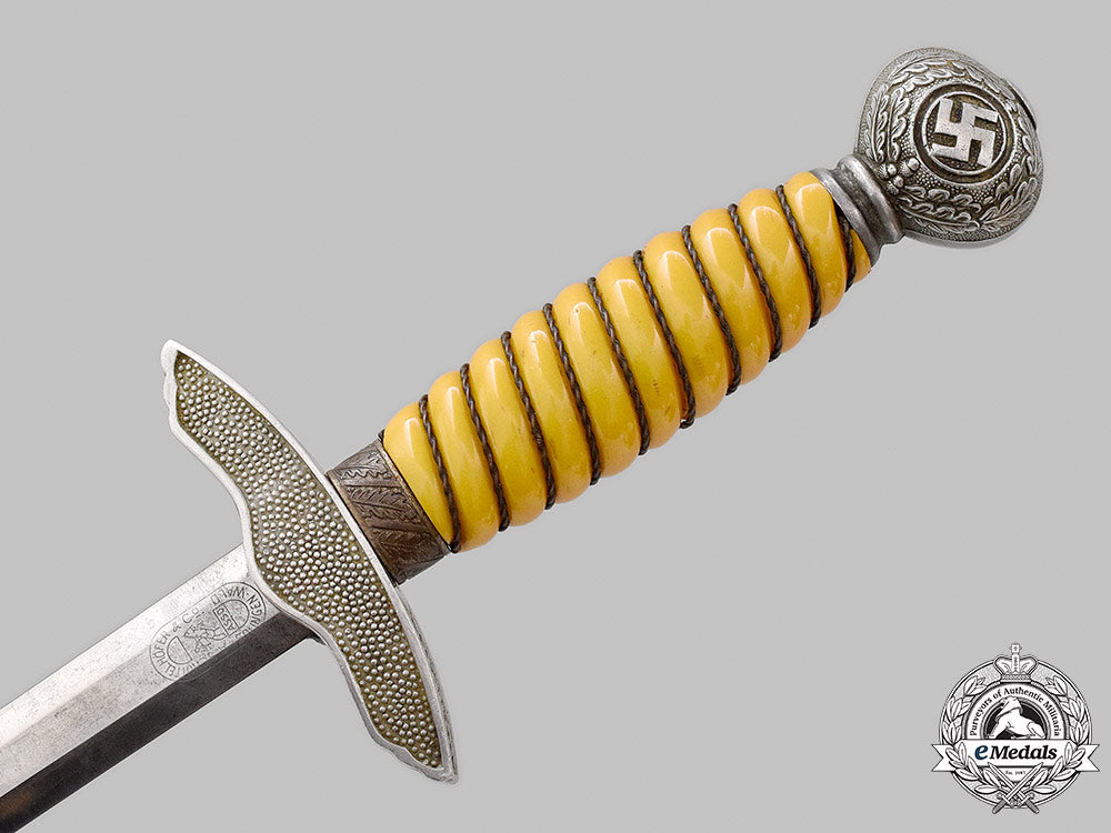 germany,_luftwaffe._an_officer’s_dress_dagger,_by_arthur_schüttelhöfer_54_m21_mnc2542