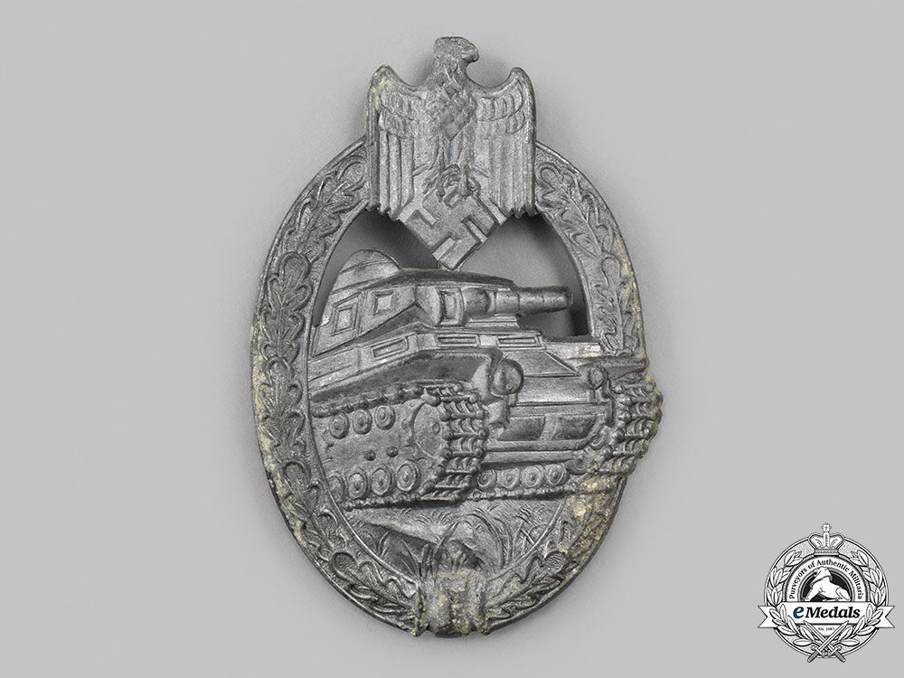 germany,_wehrmacht._a_panzer_assault_badge,_silver_grade_61_m21_mnc1557