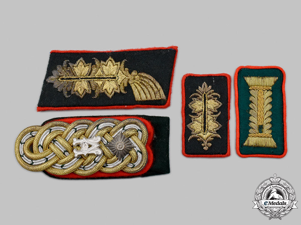 germany,_wehrmacht._a_mixed_lot_of_wehrmacht_beamte_general_equivalent_uniform_insignia_67_m21_mnc4634