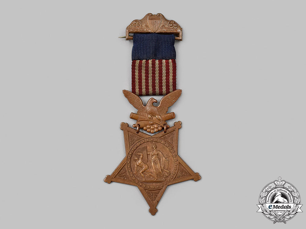 united_states._a_rare_presentation_cased_army_congressional_medal_of_honor,_c.1865_70_m21_mnc1676