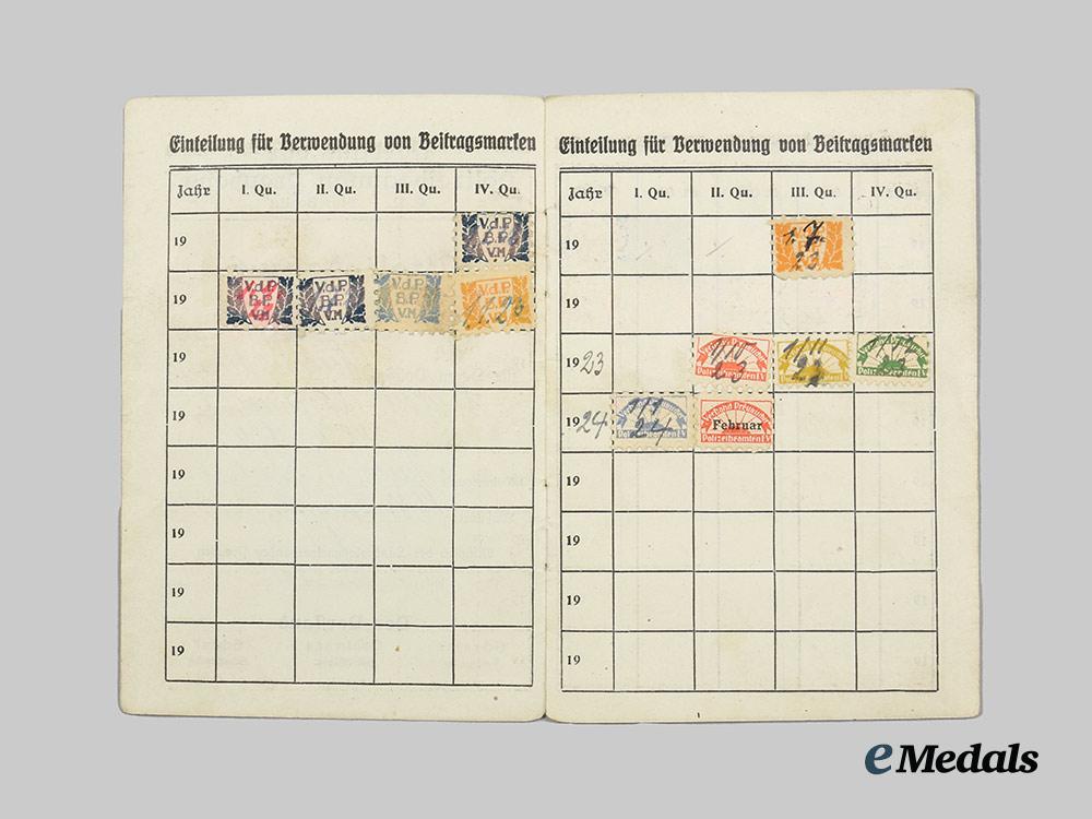 germany,_third_reich._a_group_of_document_booklets_belonging_to_police_officer_veteran_rudolf_kammelt__a_i1_1424