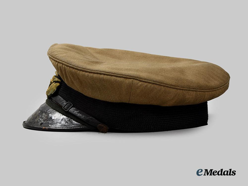 united_kingdom._a1918_pattern_r_a_f_khaki_officer's_visor_of_second_lieutenant_redner_r_f_c,28th_squadron__a_i1_2141