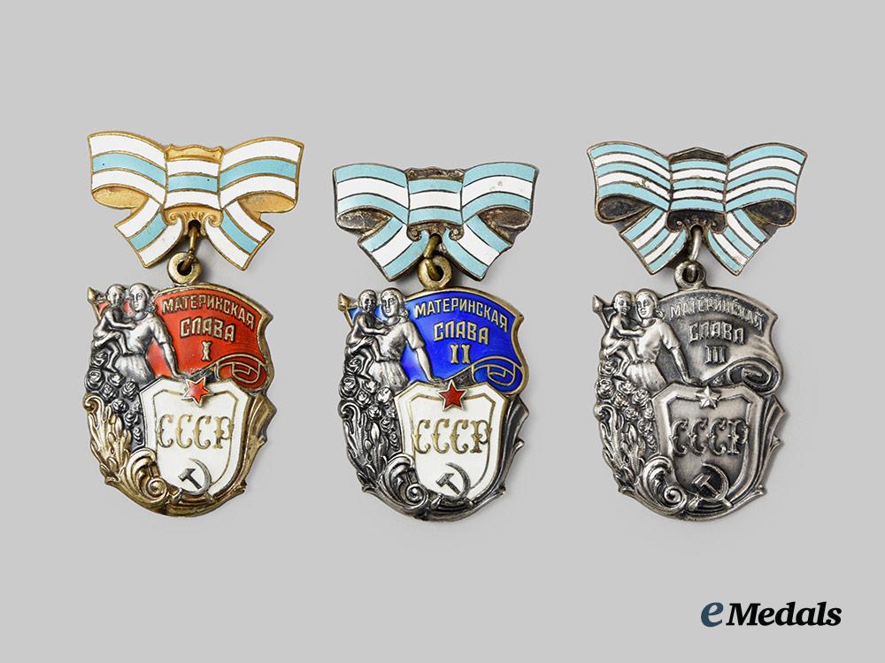 russia,_soviet_union._a_lot_of_three_orders_of_maternal_glory,_all_three_grades,_c.1948__a_i1_2329