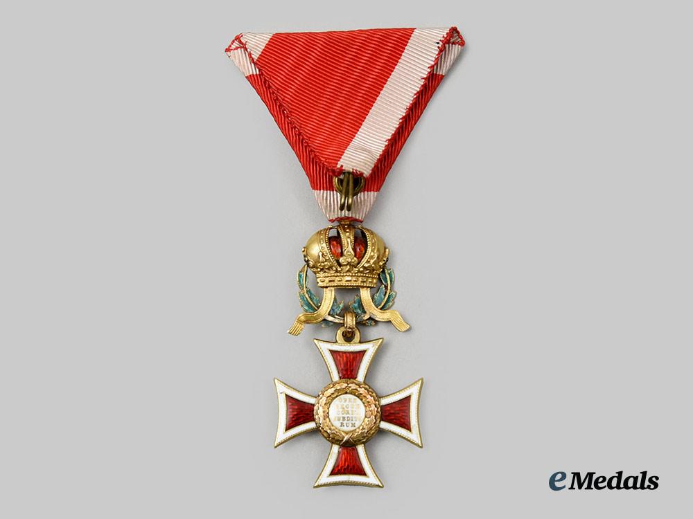 austria,_imperial._an_order_of_leopold,_knights_cross_in_gold_with_war_decoration,_by_rothe,_c.1915__a_i1_3409