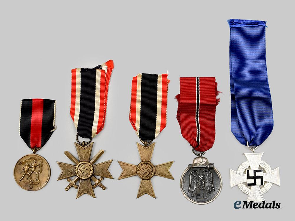 germany,_third_reich._a_lot_of_five_military_and_civilian_service_decorations__a_i1_3840