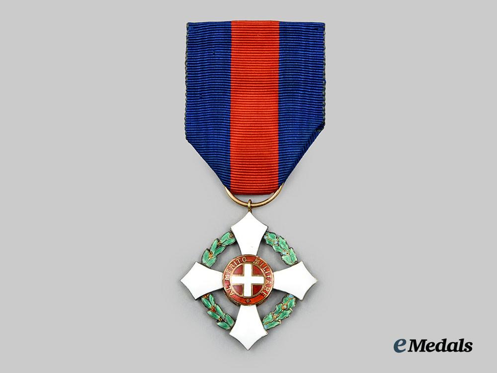 italy,_kingdom._a_military_order_of_savoy_in_gold,_knight,_c.1915__a_i1_4553