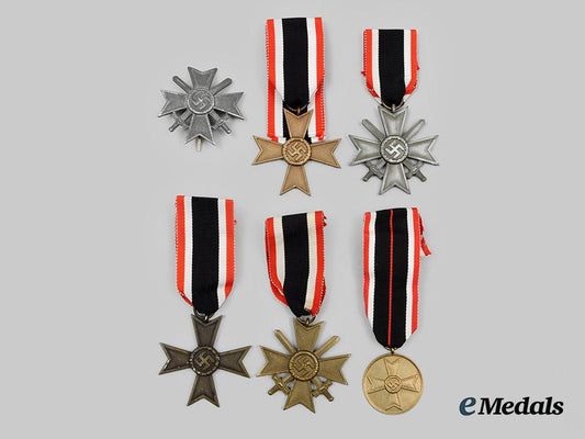 germany,_wehrmacht._a_mixed_lot_of_war_merit_decorations__a_i1_4641