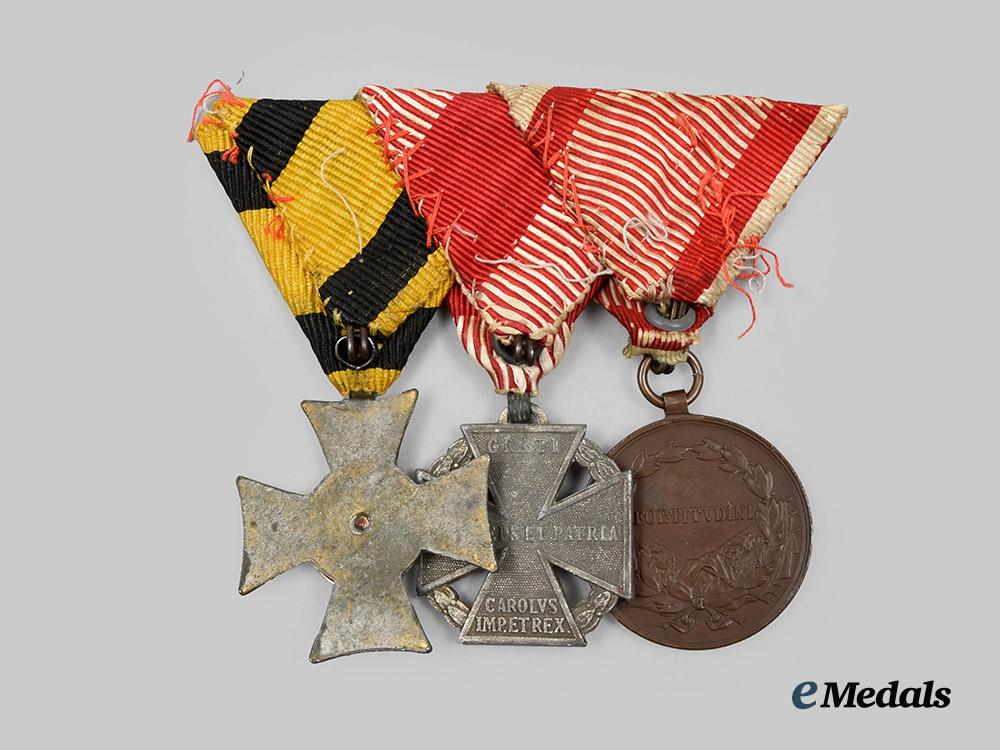 austria,_empire._two_first_war_period_medal_bars__a_i1_4920