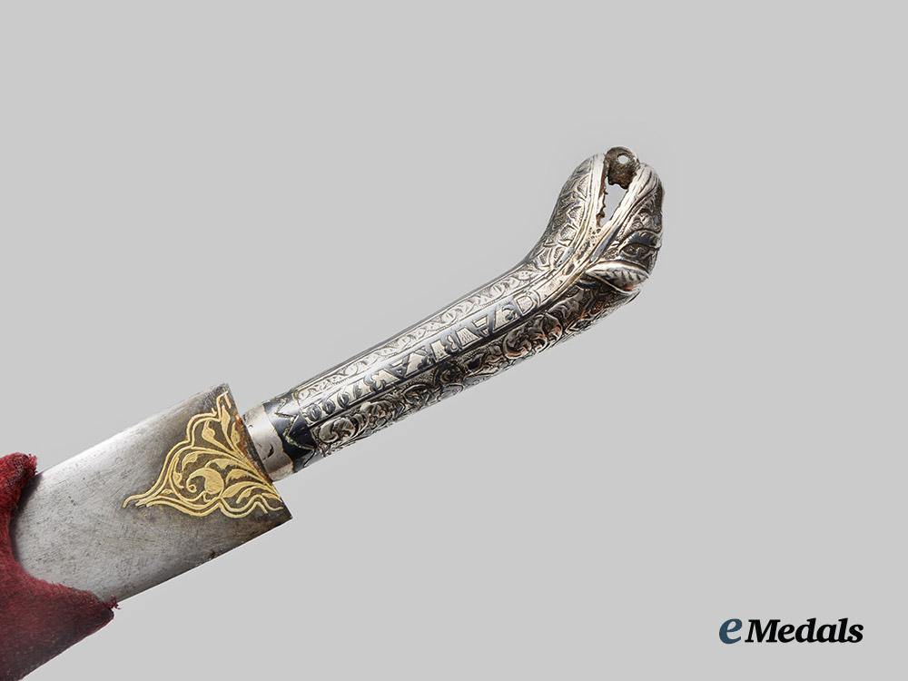 russia,_north_caucasus._an_ornate_silver_knife__a_i1_5684-_recovered