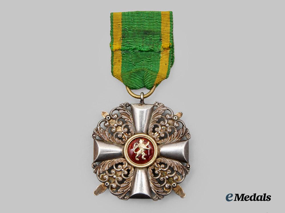 baden,_grand_duchy._an_order_of_the_zähringer_lion,_i_i_class_knight’s_cross_with_swords,_c.1916__a_i1_6094