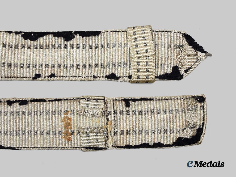 germany,_kriegsmarine._an_administrative_officer’s_buckle_and_brocade,_by_emil_jüttner__a_i1_6311