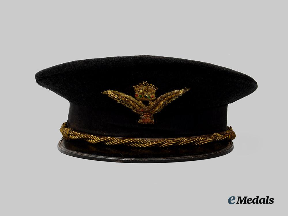 hungary,_kingdom._an_air_force_officer's_parade_visor,_by_gersey_josef__a_i1_6896