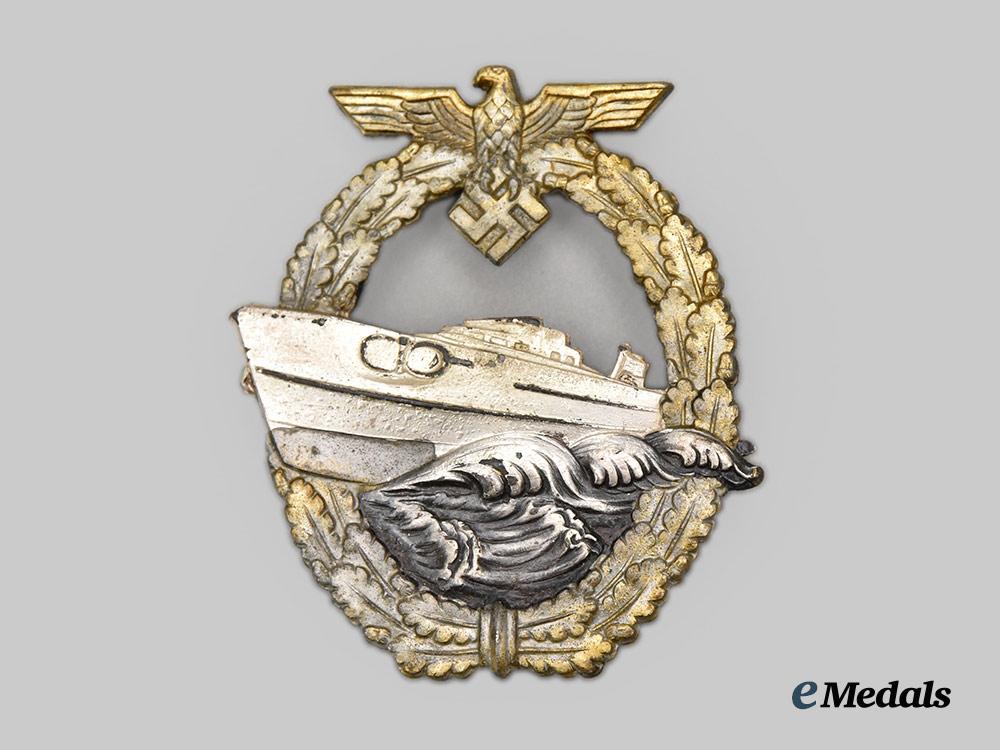 germany,_kriegsmarine._an_s-_boat_war_badge,_second_pattern,_by_schwerin__g55253.1