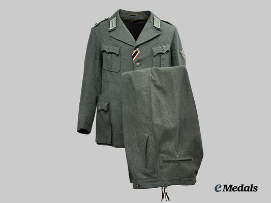 germany,_ordnungspolizei._an_oberleutnant_of_the_schutzpolizei_uniform,_tunic_and_trousers_by_roger_kauert_k._g.___m_n_c0049