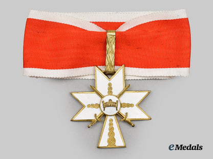 croatia,_independent_state._an_order_of_the_crown_of_king_zvonimir,_i._class_with_swords_for_war_merit___m_n_c0217