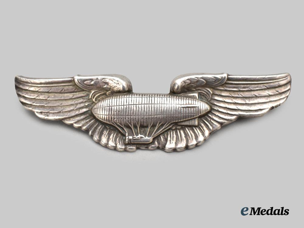 united_states._a_scarce_pair_of_american_airship_pilot’s_wings,_c.1940___m_n_c0293