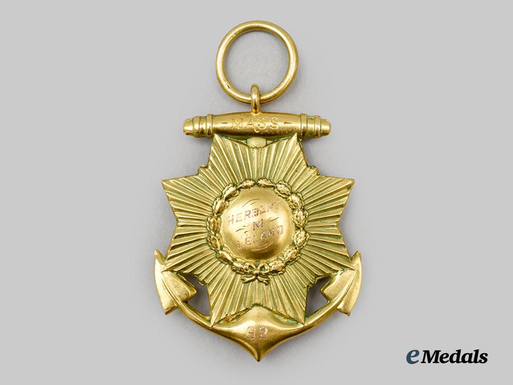 united_states._an_american_general_society_of_the_war_of1812_membership_badge,_in14kt_gold,_c.1900___m_n_c0314