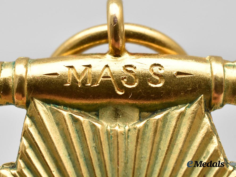 united_states._an_american_general_society_of_the_war_of1812_membership_badge,_in14kt_gold,_c.1900___m_n_c0316