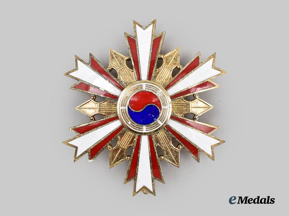 korea,_republic._an_order_of_national_security_merit,_second_class_gukseon_star___m_n_c0427