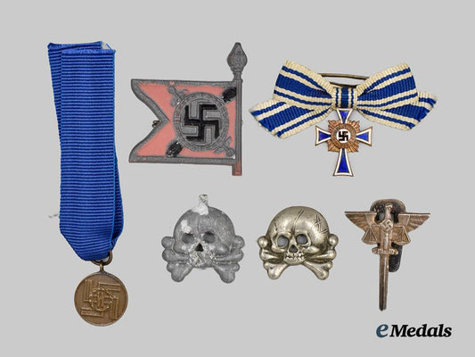 germany,_third_reich._a_mixed_lot_of_miniature_awards_and_insignia___m_n_c0550