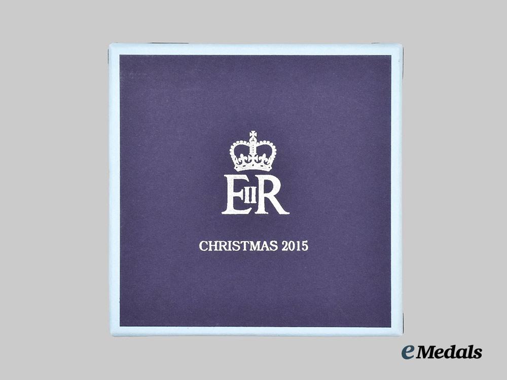 united_kingdom._her_majesty_queen_elizabeth_i_i._christmas2015_gift_of_a_desk_alarm_clock,_boxed___m_n_c0677