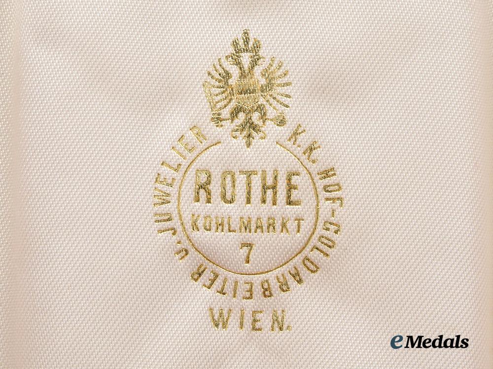 austria,_imperial._an_order_of_the_golden_fleece,_smaller_version,_by_rothe,_c.1970___m_n_c0773