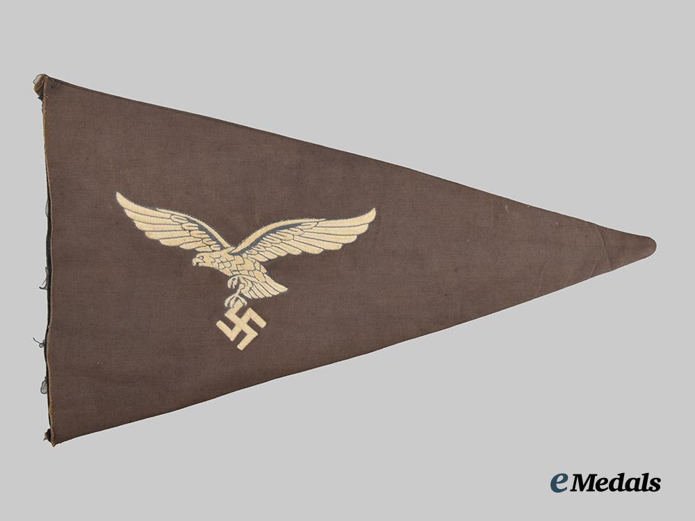 germany,_luftwaffe._an_officer’s_vehicle_pennant___m_n_c0813