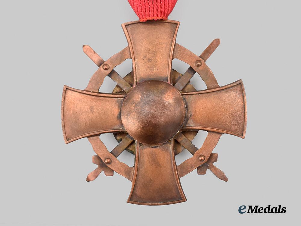 hungary,_regency._an_order_of_the_holy_crown,_bronze_cross___m_n_c0833