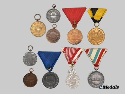 austria-_hungary,_empire._a_lot_of_first_and_second_war_medals___m_n_c0939