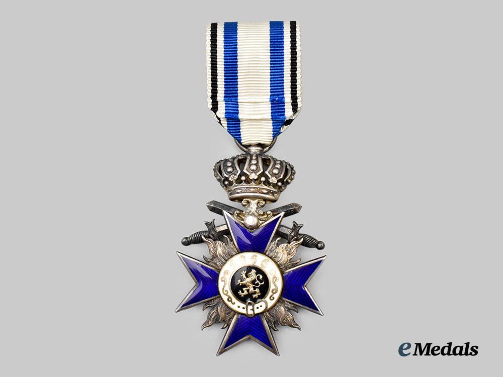 bavaria,_kingdom._an_order_of_military_merit,_i_v_class_cross_with_swords_and_crown,_by_weiss&_co.___m_n_c1057