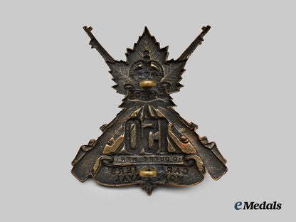 canada,_c_e_f._a150th_infantry_battalion"150th_carabiniers_mont_royal"_cap_badge___m_n_c1088