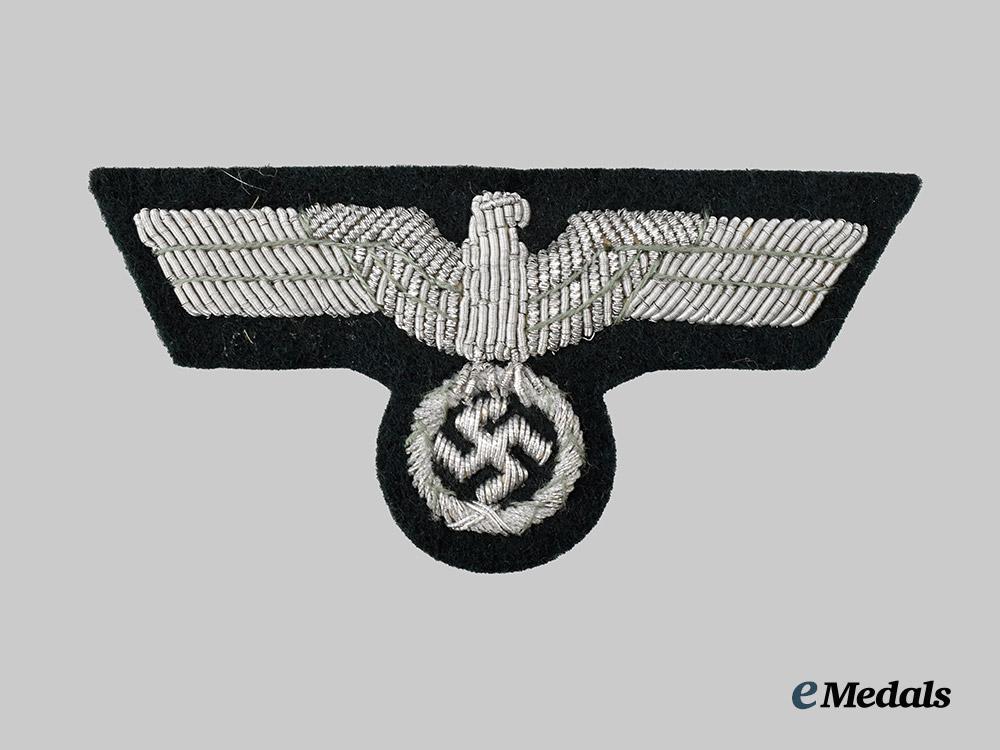 germany,_heer._a_mint_officer’s_visor_cap_eagle___m_n_c1107