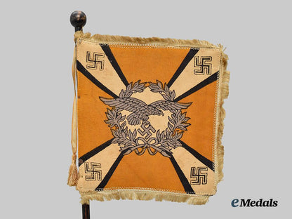 germany,_luftwaffe._a_desktop_standard_flag_for_flight_personnel_and_aerial_warfare_schools___m_n_c1171