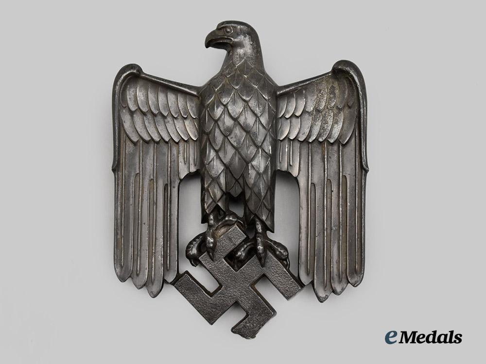 germany,_third_reich._an_unmounted_ornamental_desk_topper_eagle___m_n_c1222