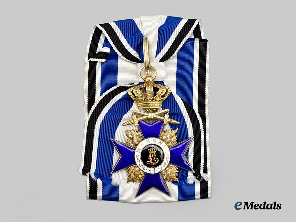 bavaria,_kingdom._an_order_of_military_merit,_i_class_cross_with_swords_and_crown,_by_gebrüder_hemmerle,_c.1918___m_n_c1469