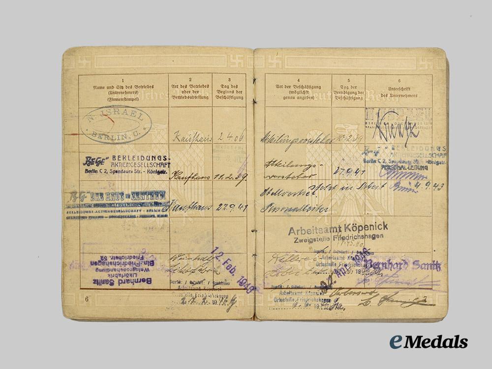 germany,_heer._a_lot_of_award_documents_and_identification_booklets_to_obereutnant_eberhard_lenz,_infantry_regiment_großdeutschland___m_n_c1544