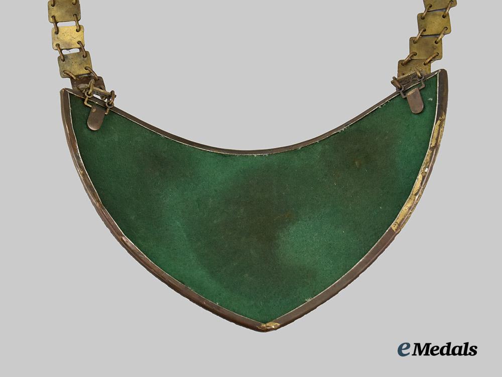 germany,_n_s_d_a_p._a_rare_standard_bearer’s_gorget,_by_eugen_schmidhäussler___m_n_c1781