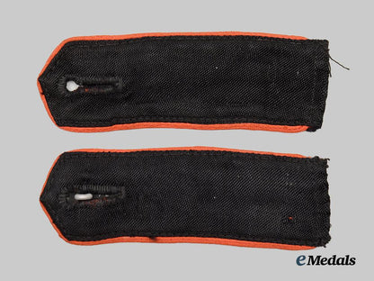 germany,_h_j._a_set_of_bann83_shoulder_straps___m_n_c1791