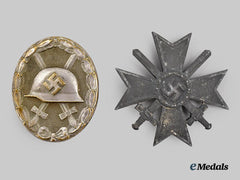 Germany, Wehrmacht. A Pair of Combatant Awards