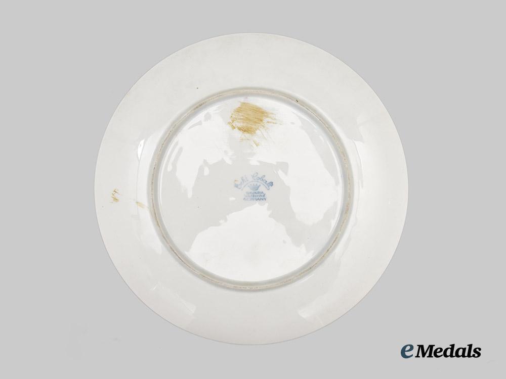 germany,_imperial._a_feldartillerie-_regiment_nr.46_commemorative_plate,_by_waldershof_porcelain___m_n_c2294