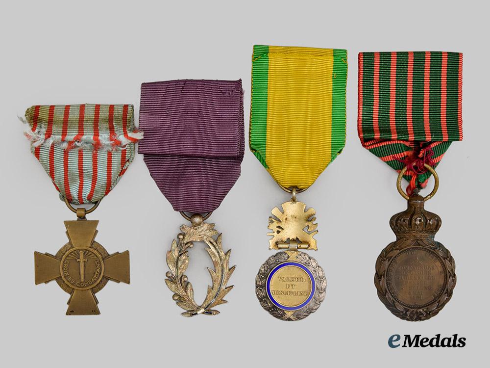 france,_multiple_periods._a_lot_of_four_medals_and_awards(_academic_palms/_military_medal/_st._helen_medal/_combattants_cross)___m_n_c2337