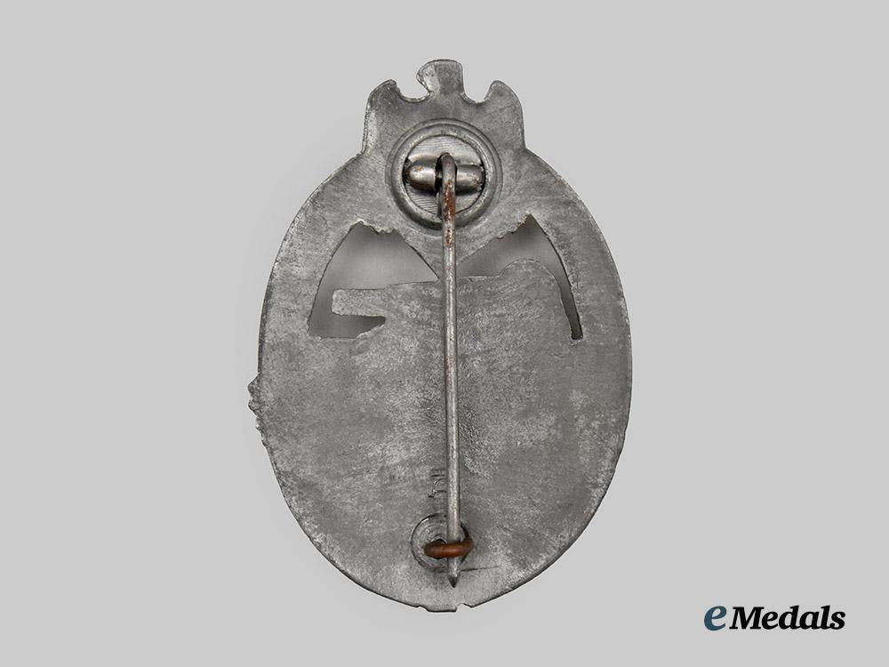 germany,_wehrmacht._a_panzer_assault_badge,_silver_grade,_by_hermann_aurich___m_n_c2401