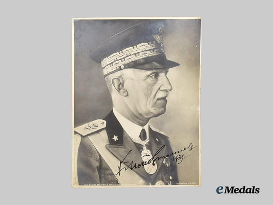 italy,_fascist_state._a_signed_portrait_of_victor_emmanuel_i_i_i,1939___m_n_c2445