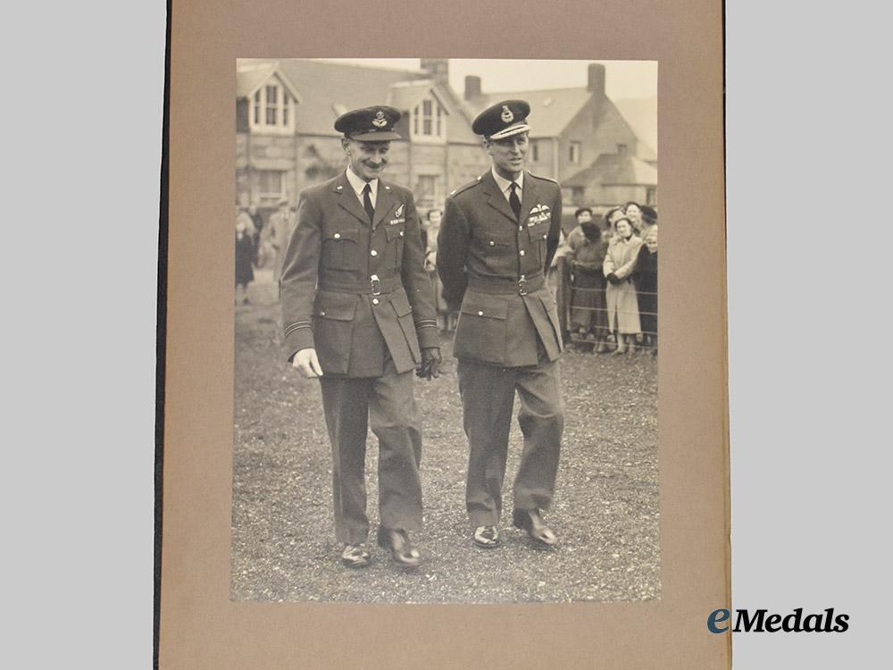 united_kingdom._a_royal_photo_album_of_queen_elizabeth&_the_royal_family_touring_scotland,_c.1950___m_n_c2579